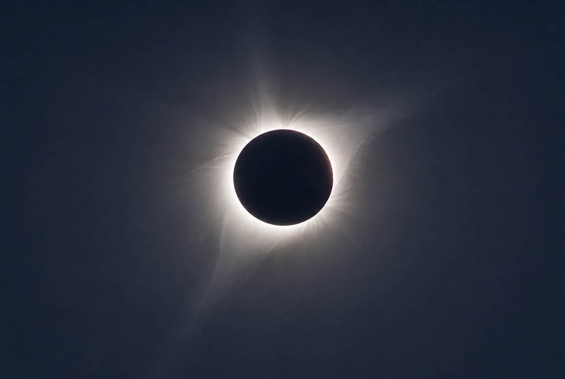 ¿Qué le pasa a la red eléctrica durante un eclipse total de sol?
